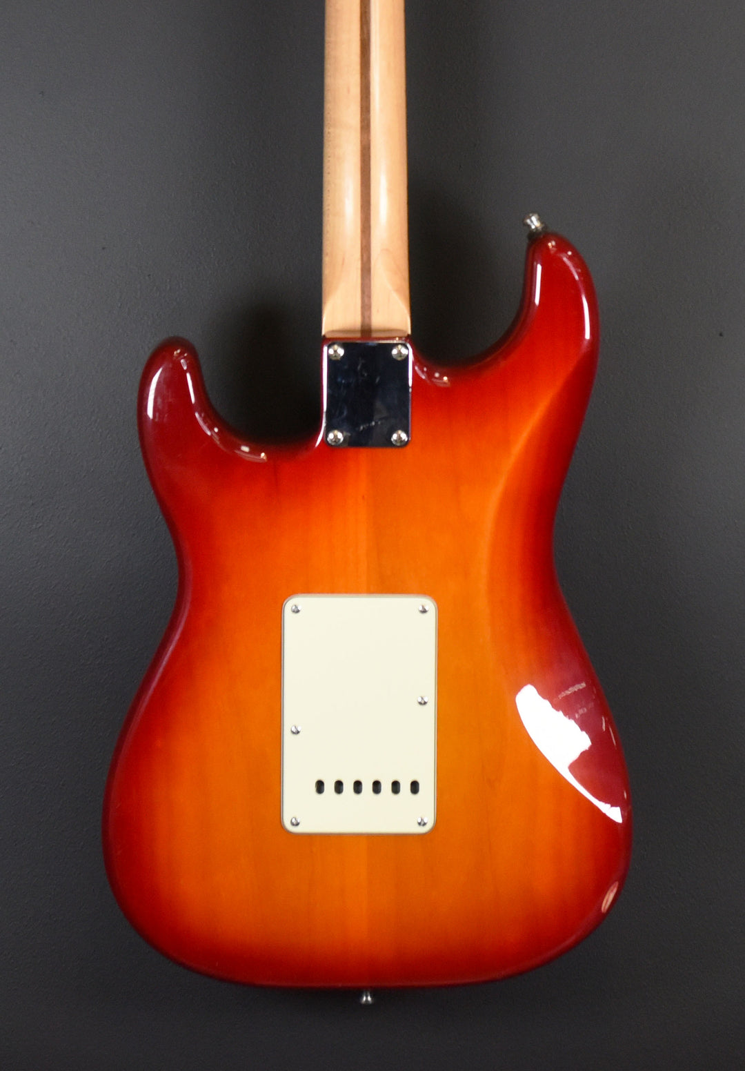 Used Standard Plus Top Strat '13