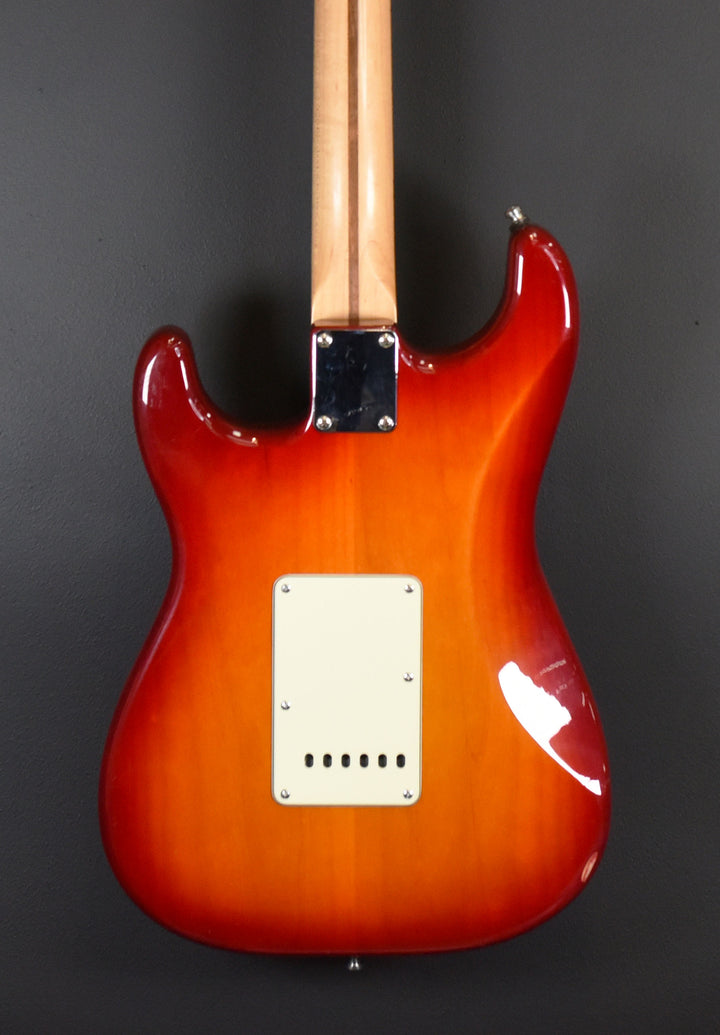Used Standard Plus Top Strat '13
