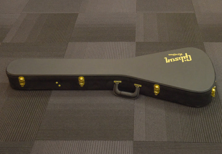 Custom Shop Flying V Case, Recent