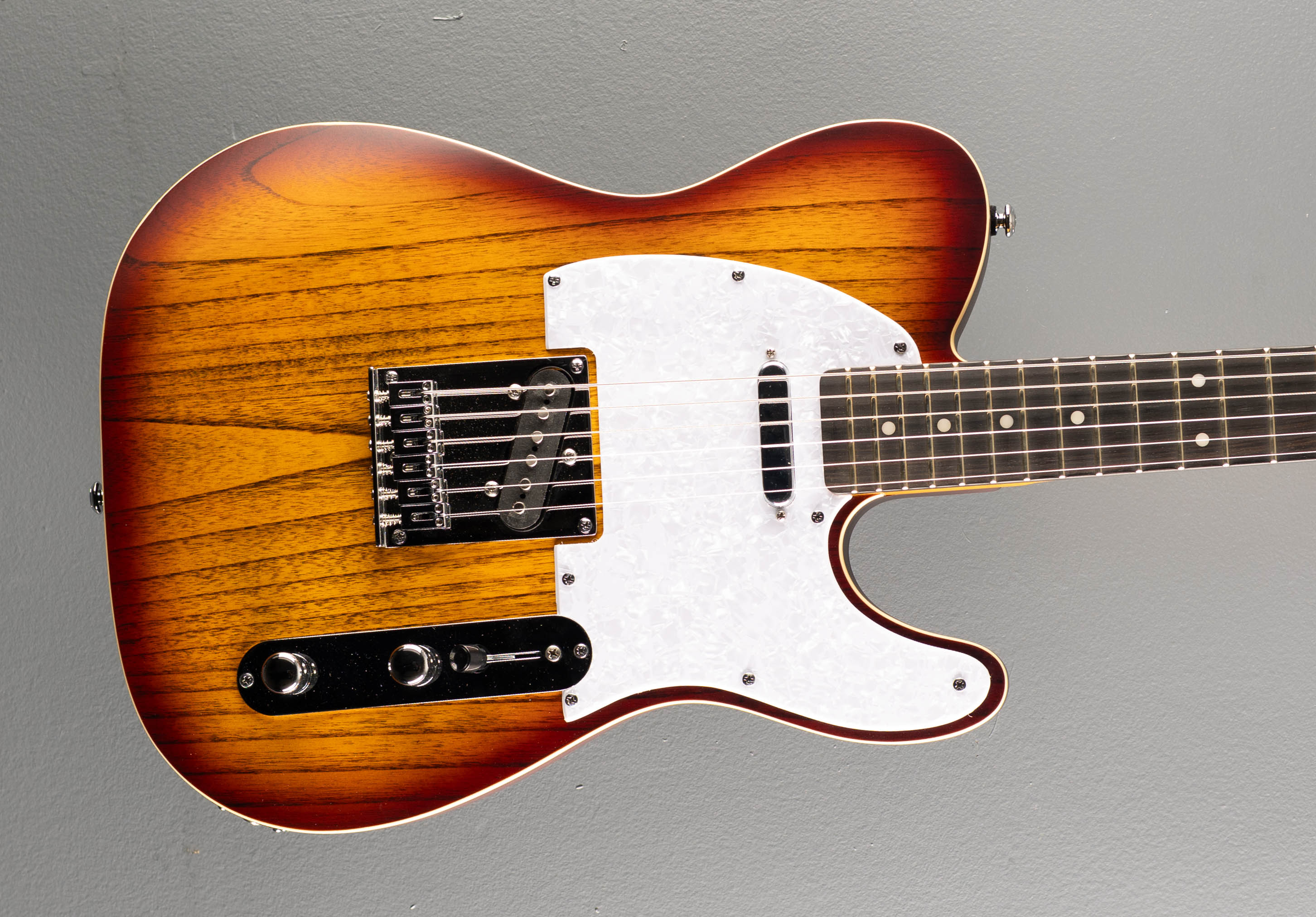 53OP - Tobacco Sunburst – Dave's Guitar Shop