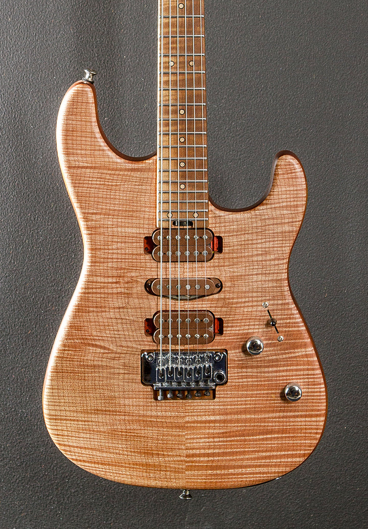Used Guthrie Govan Signature '15