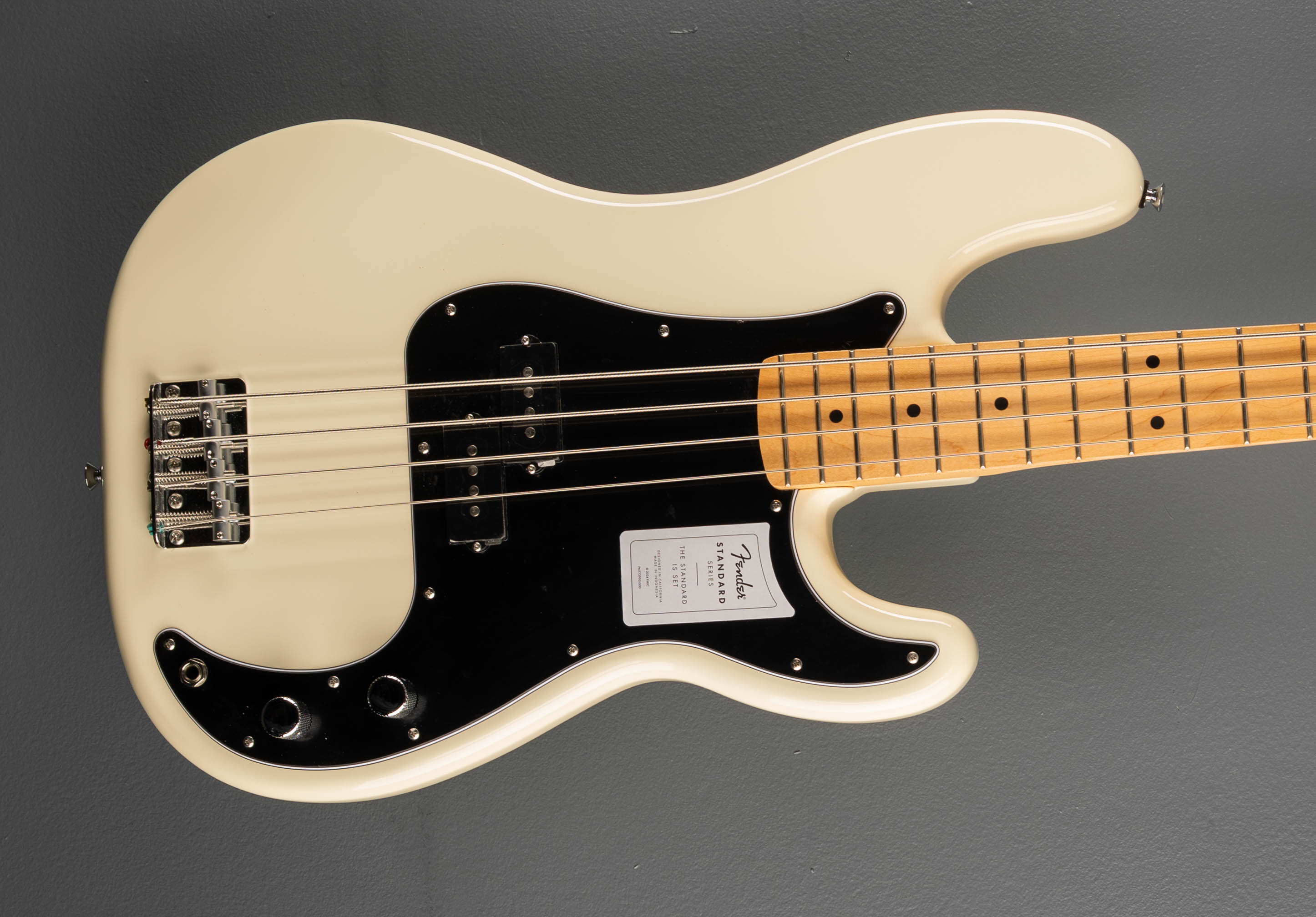 Standard Precision Bass - Olympic White w/Maple – Dave's Guitar Shop