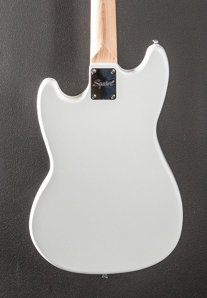 Sonic Bronco Bass - Arctic White w/Maple