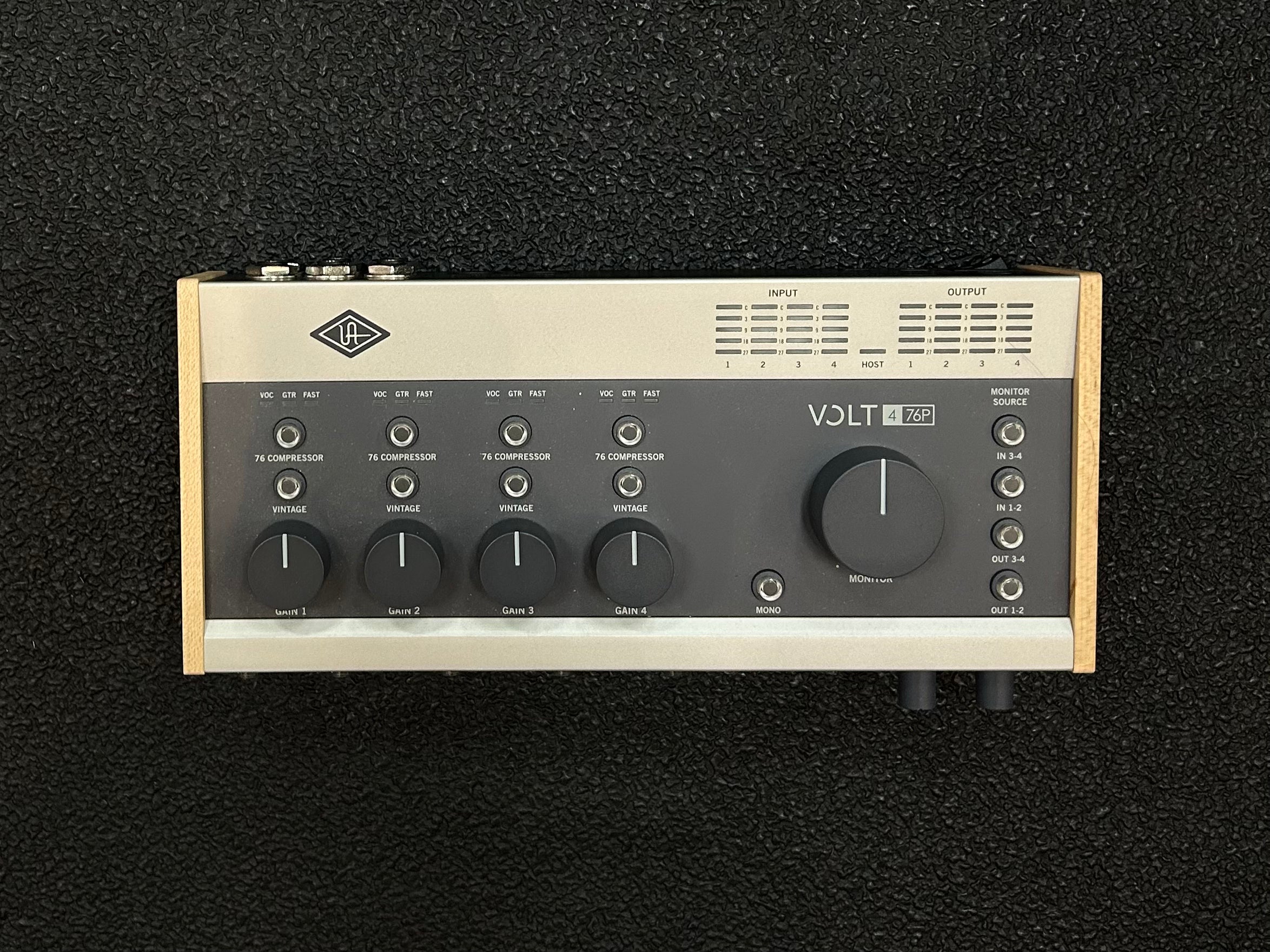 Volt 476P USB Audio Interface, Recent – Dave's Guitar Shop
