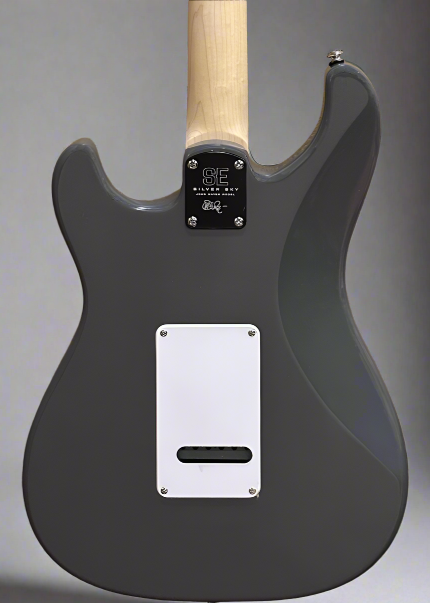 SE Silver Sky w/Maple '23