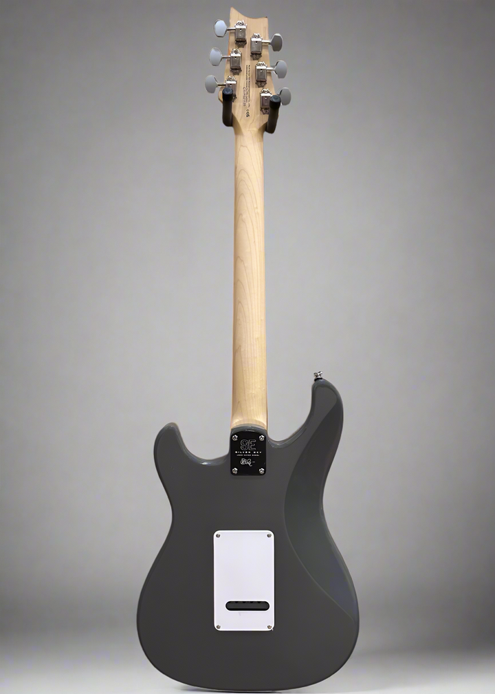 SE Silver Sky w/Maple '23