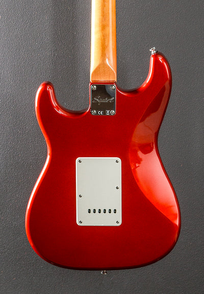Classic Vibe 60’s Stratocaster - Candy Apple Red