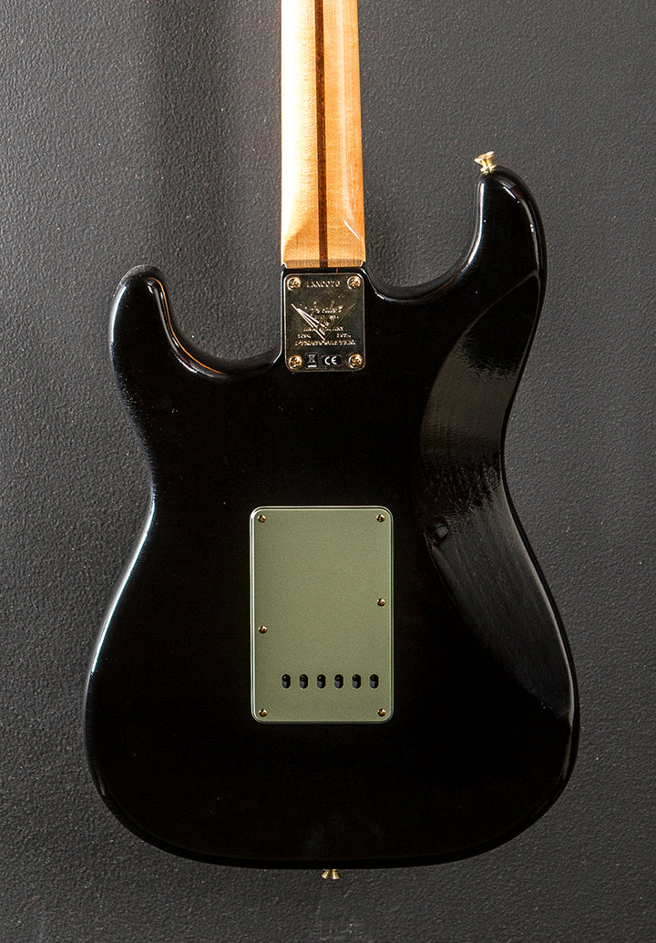 Used Limited Edition Deluxe Closet Classic Strat '24