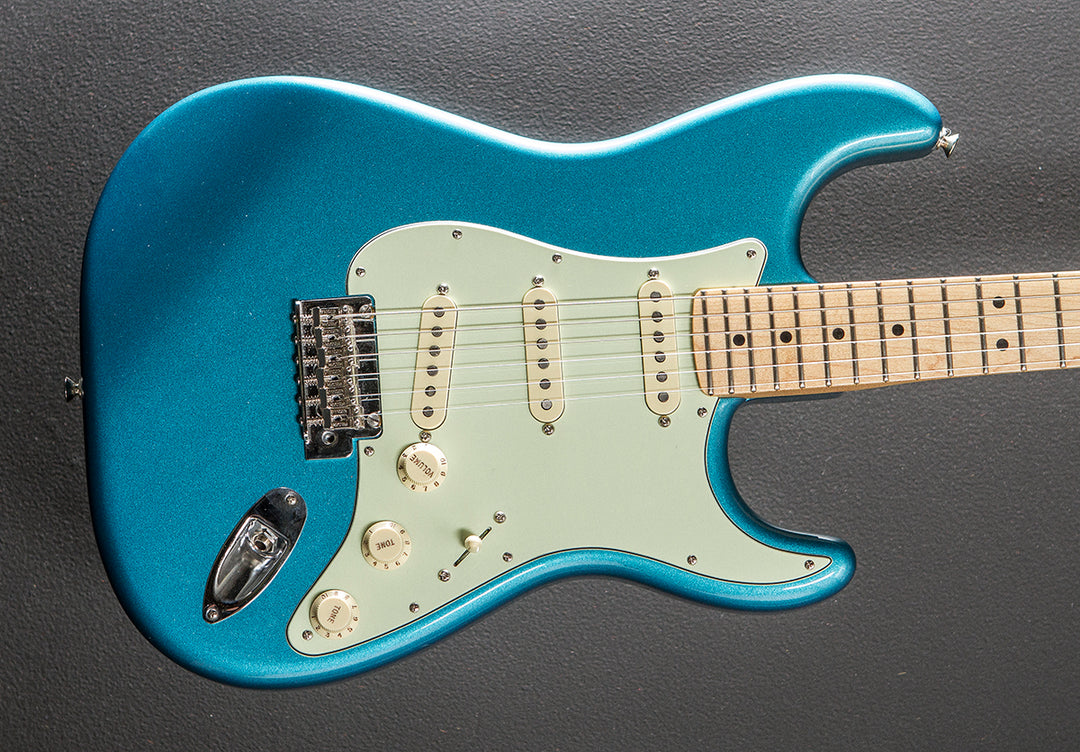 Used Limited Edition Player Strat '22