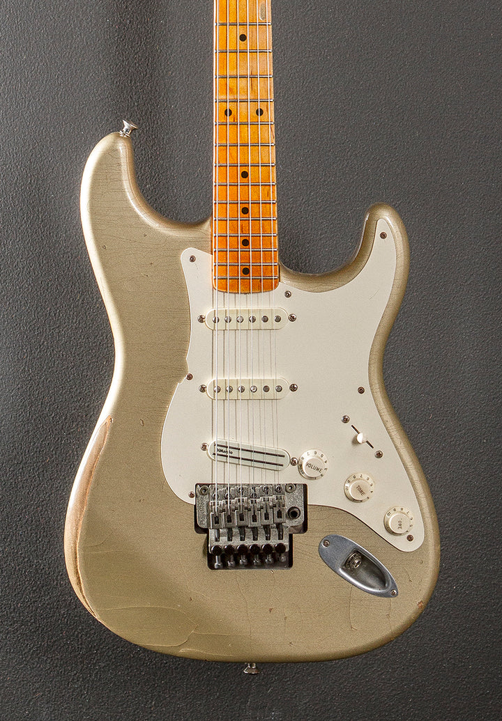 Used Classic Series 50's Strat '06
