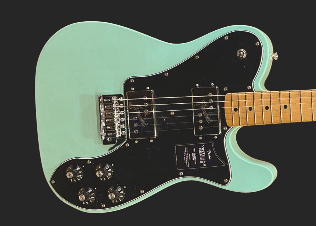 Vintera II 70's Telecaster Deluxe w/Tremolo - Surf Green