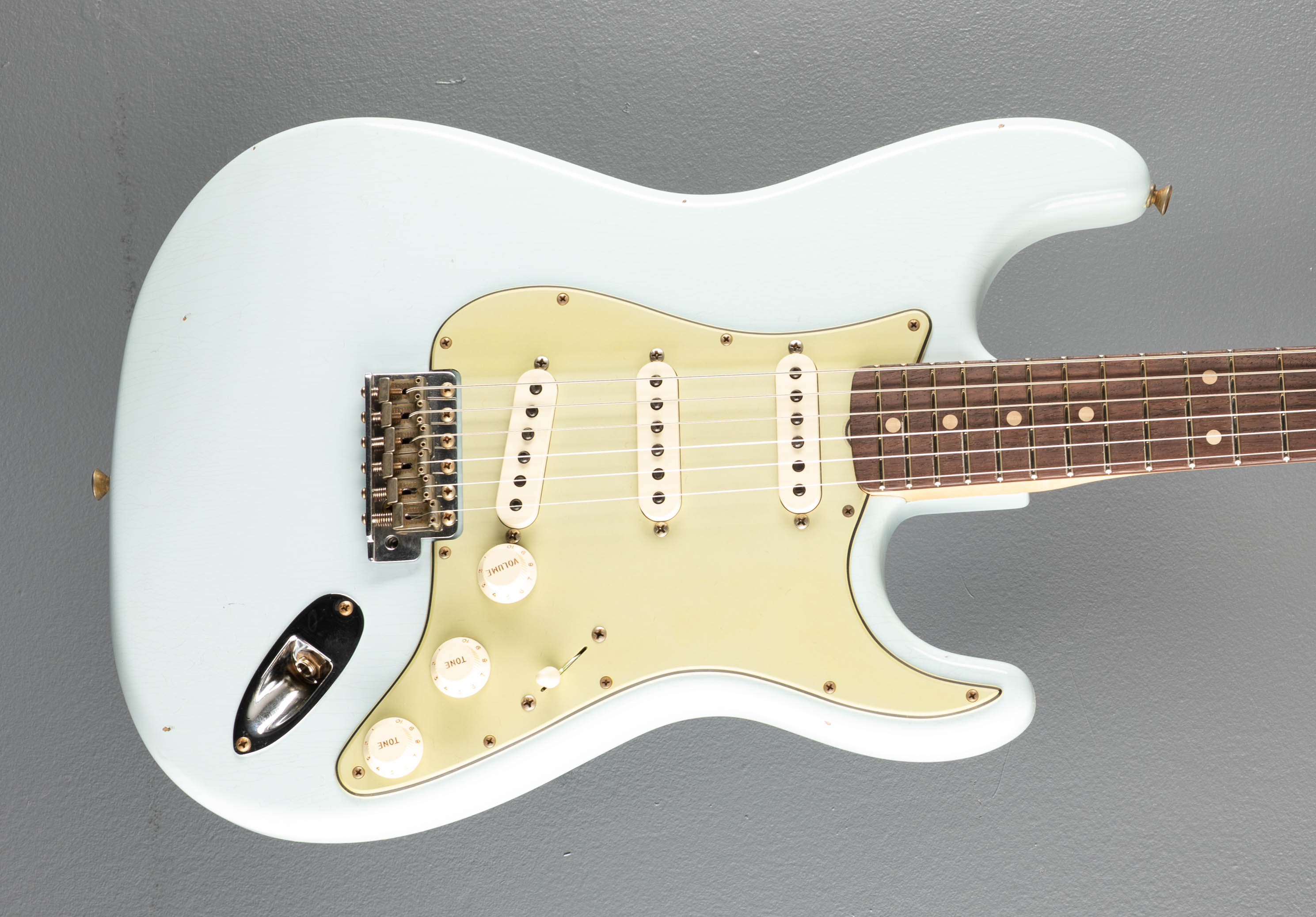 1960 Journeyman Relic Stratocaster - Sonic Blue – Dave's Guitar Shop
