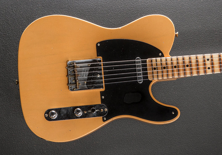 1952 Journeyman Relic Telecaster - Nocaster Blonde