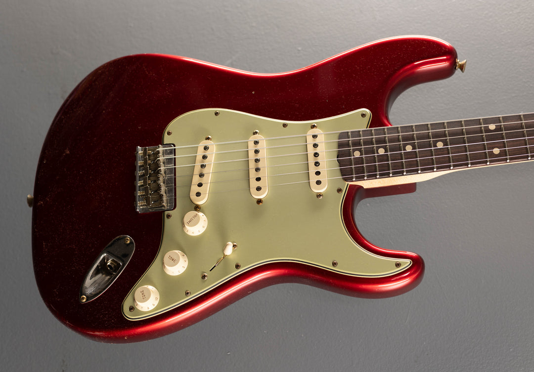 1960 Journeyman Relic Hardtail Stratocaster - Candy Apple Red