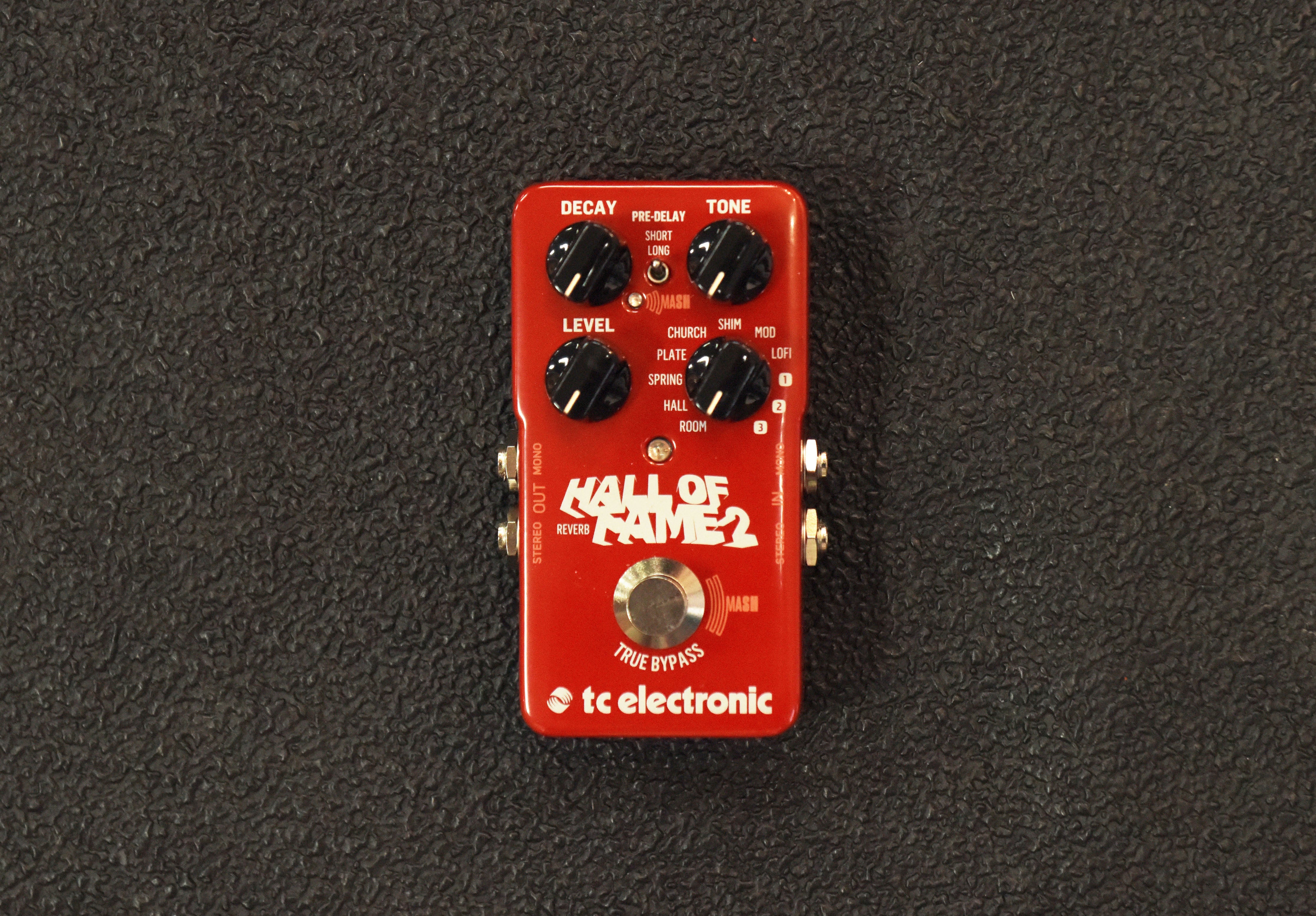 Hall of Fame 2 Reverb, Recent – Dave's Guitar Shop