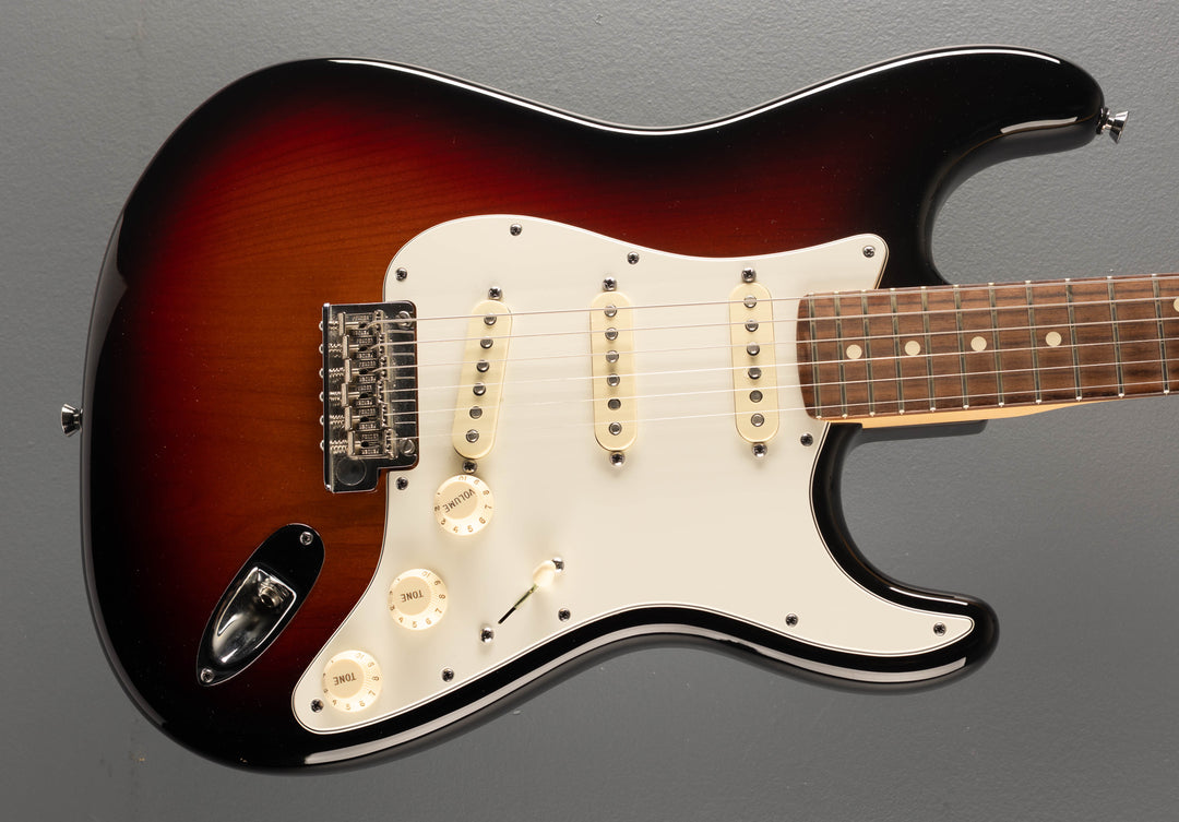Used American Standard Stratocaster '13