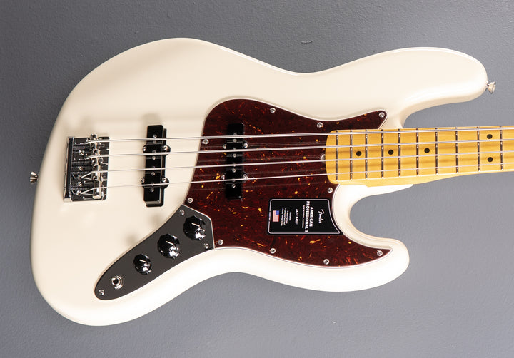 American Professional II Jazz Bass - Olympic White w/Maple