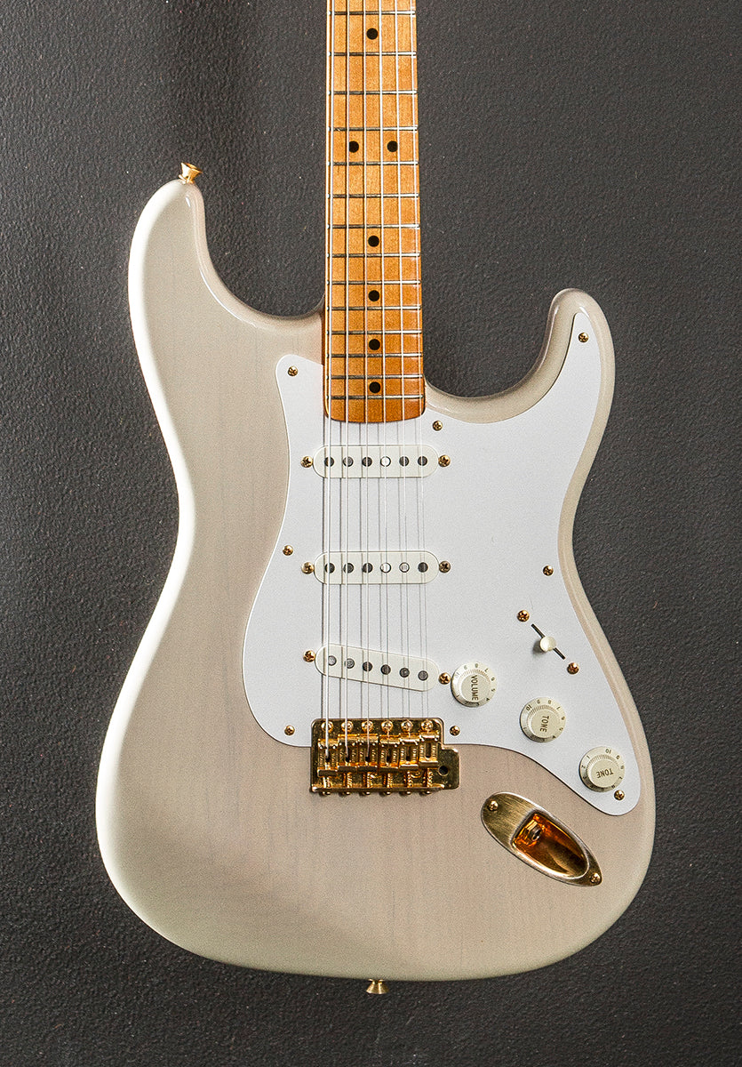 Used American Vintage '57 Reissue Strat, Recent