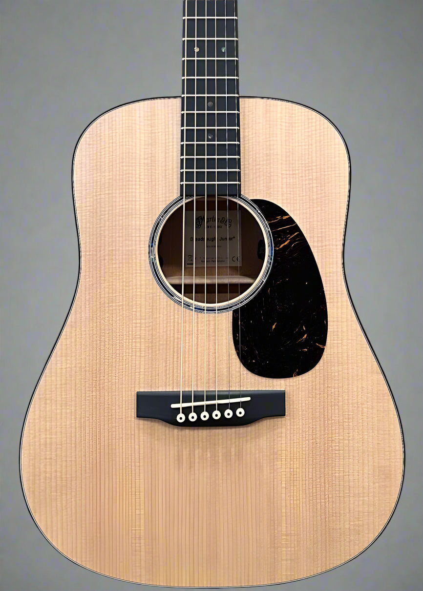 DJr-10E – Sitka Spruce