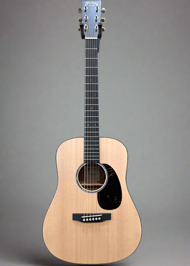 DJr-10E – Sitka Spruce
