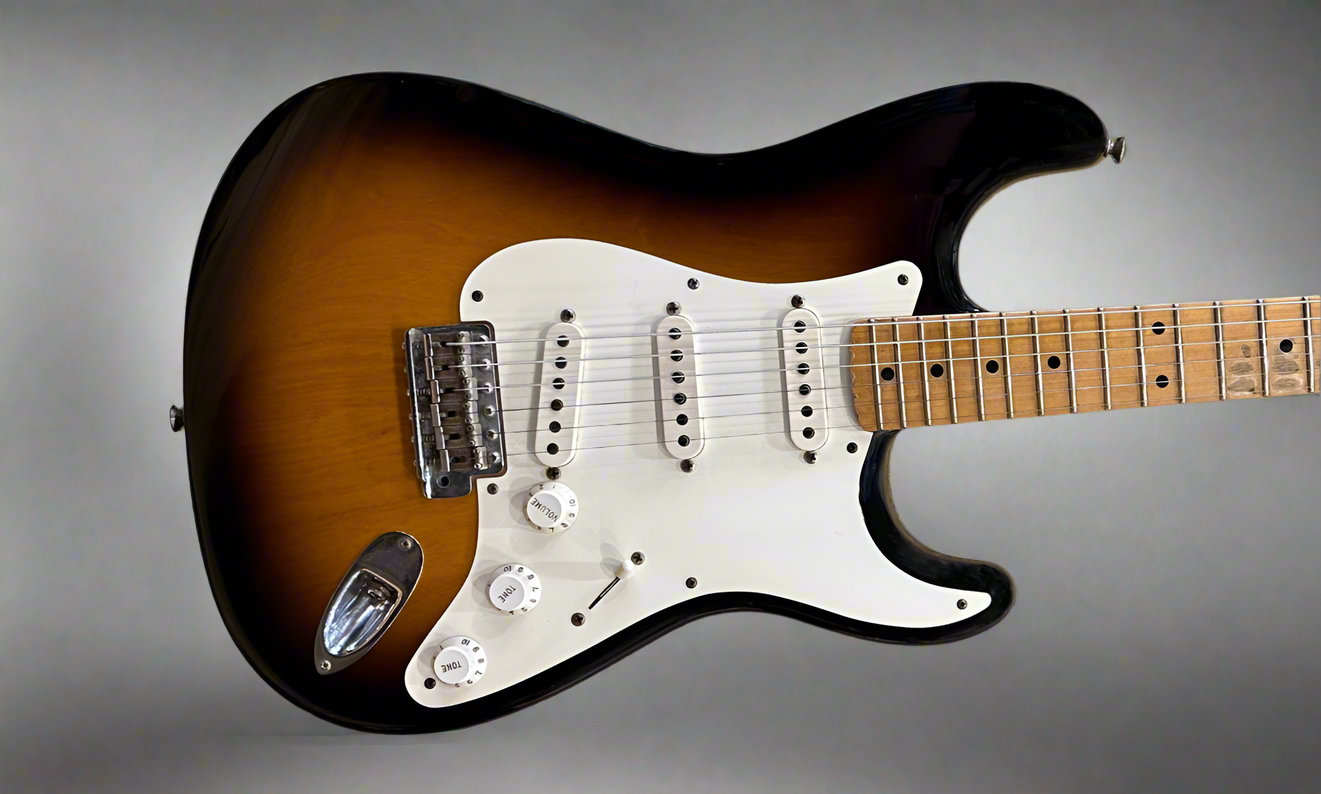 ギター Fender American Vintage 1956 Stratcaster Fender American Vintage '56 Stratocaster - Aged White Blonde