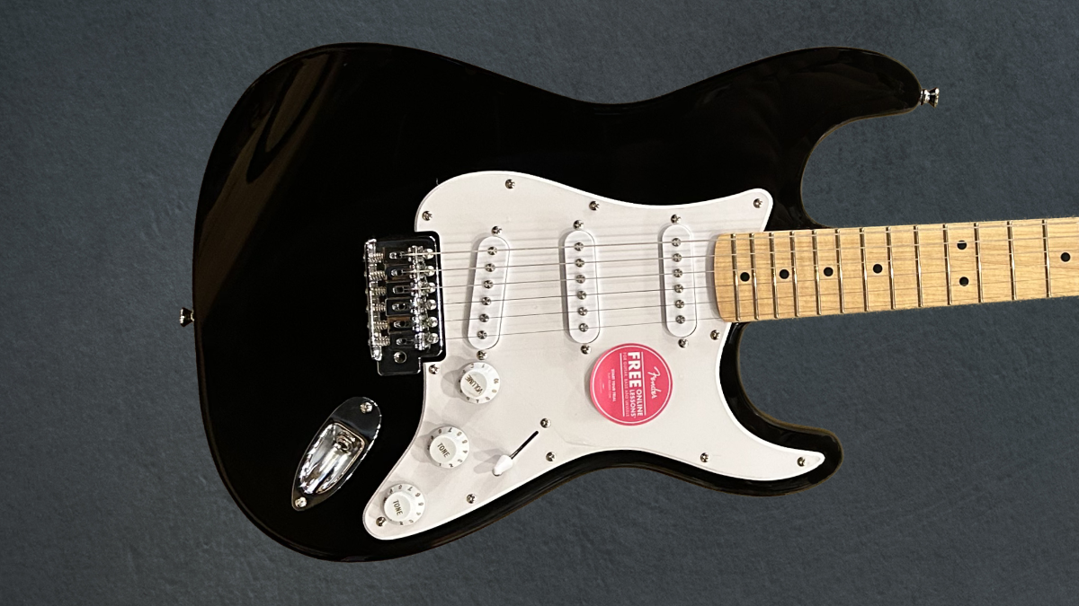 Sonic Stratocaster - Black w/Maple – Dave's Guitar Shop