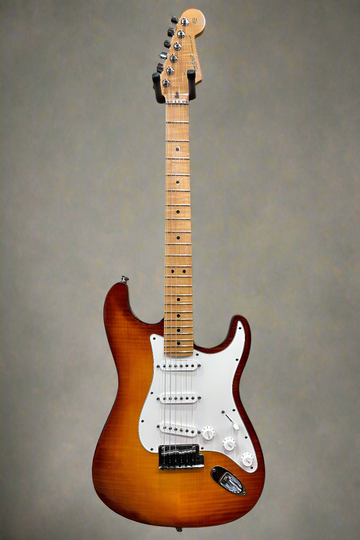 Used Select Strat '12