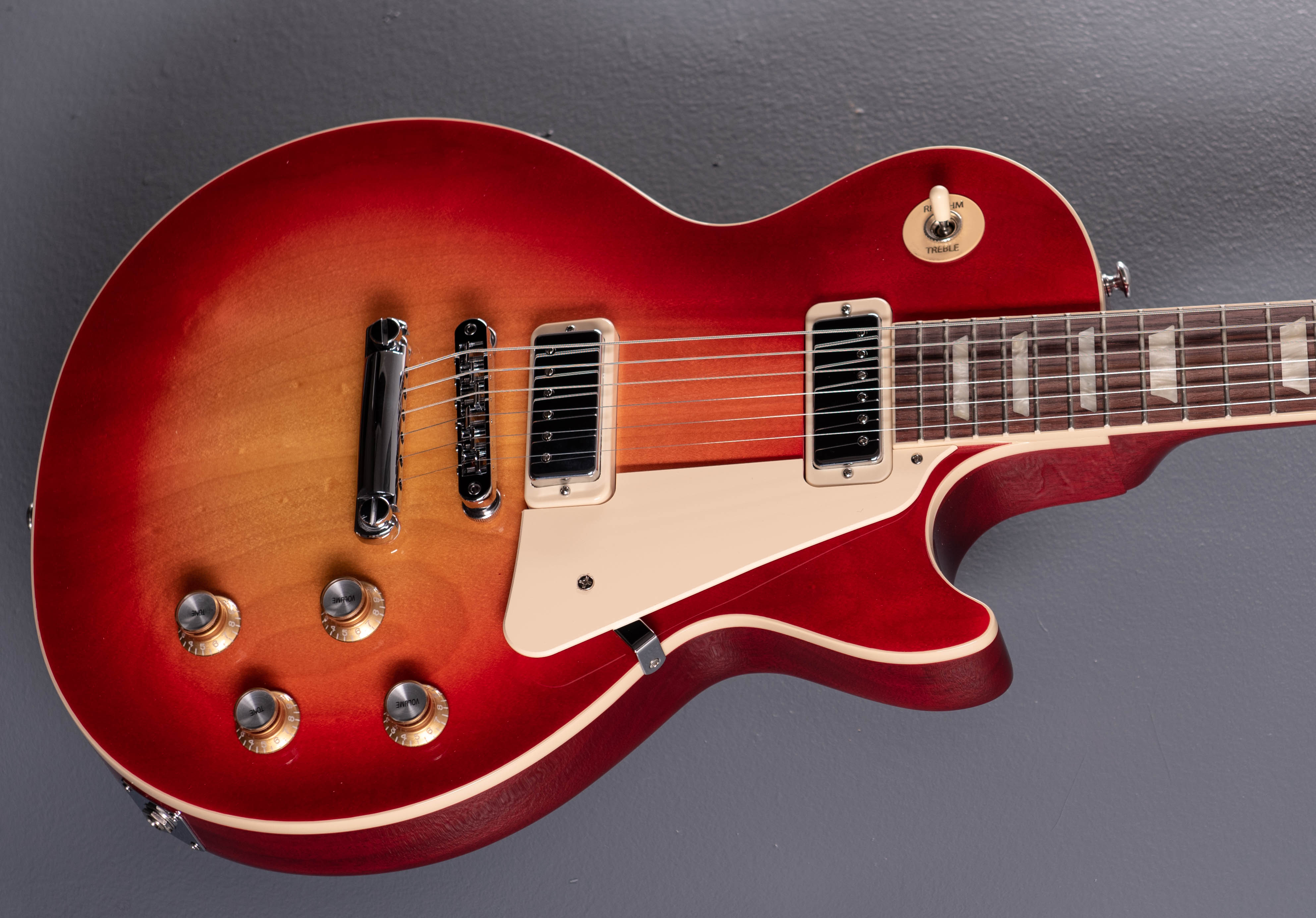 Guitare Electrique Les Paul 70s Deluxe Cherry Sunburst Gibson