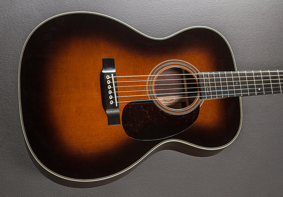 000-28EC Eric Clapton Sunburst