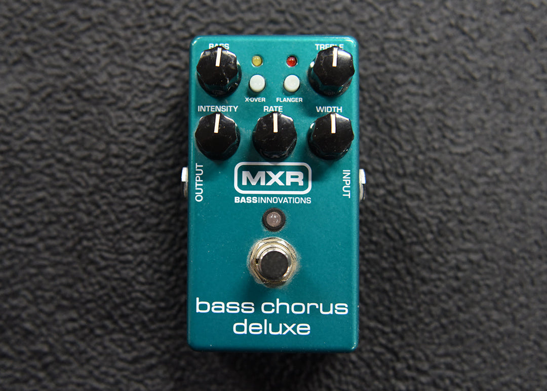 M83 Bass Chorus Deluxe