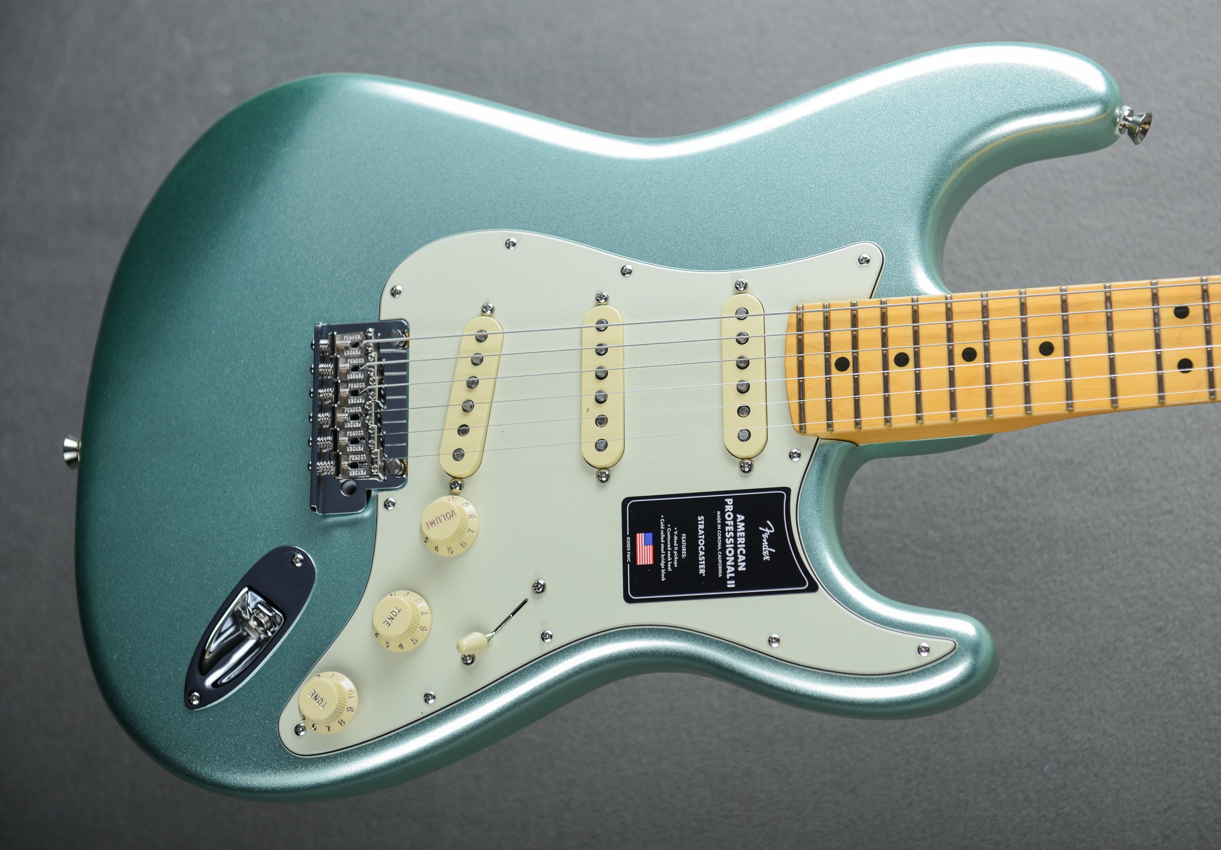 American Professional II Stratocaster Mystic Surf Green w maple