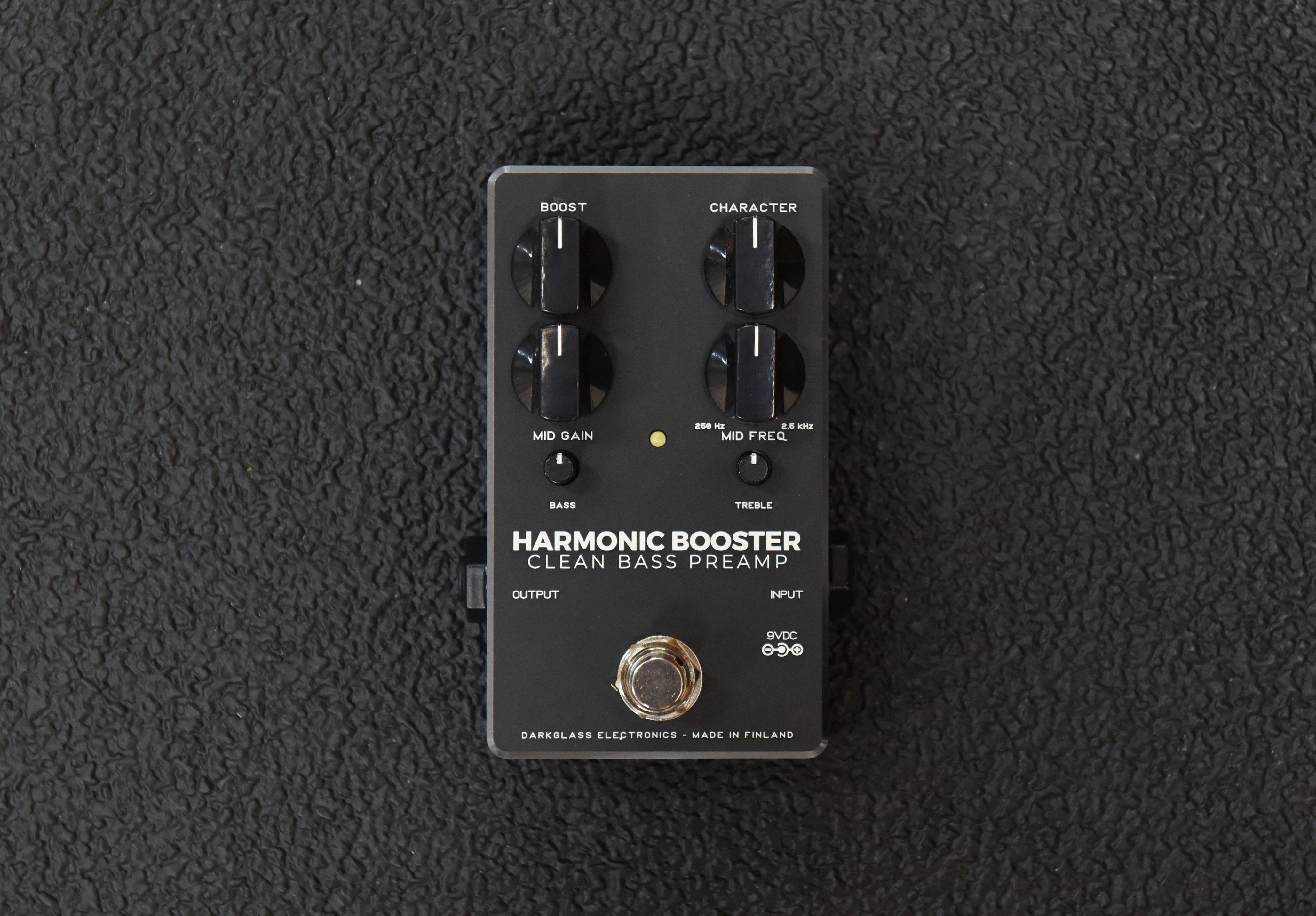 Harmonic Booster Clean Bass Preamp – Dave's Guitar Shop