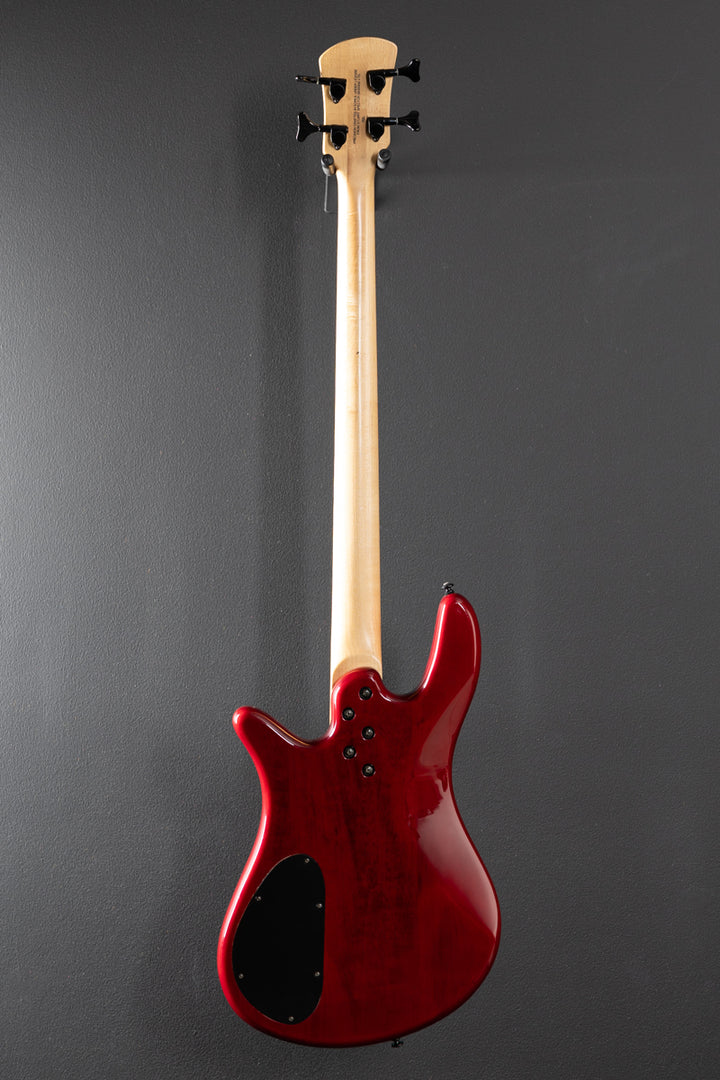 Q4 Pro Bass &