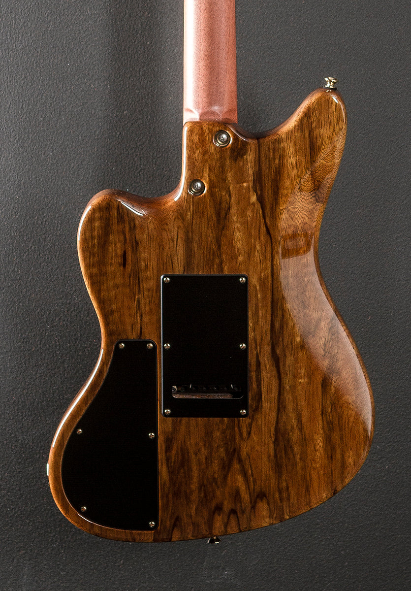 NAMM 2026 Raven Superbird