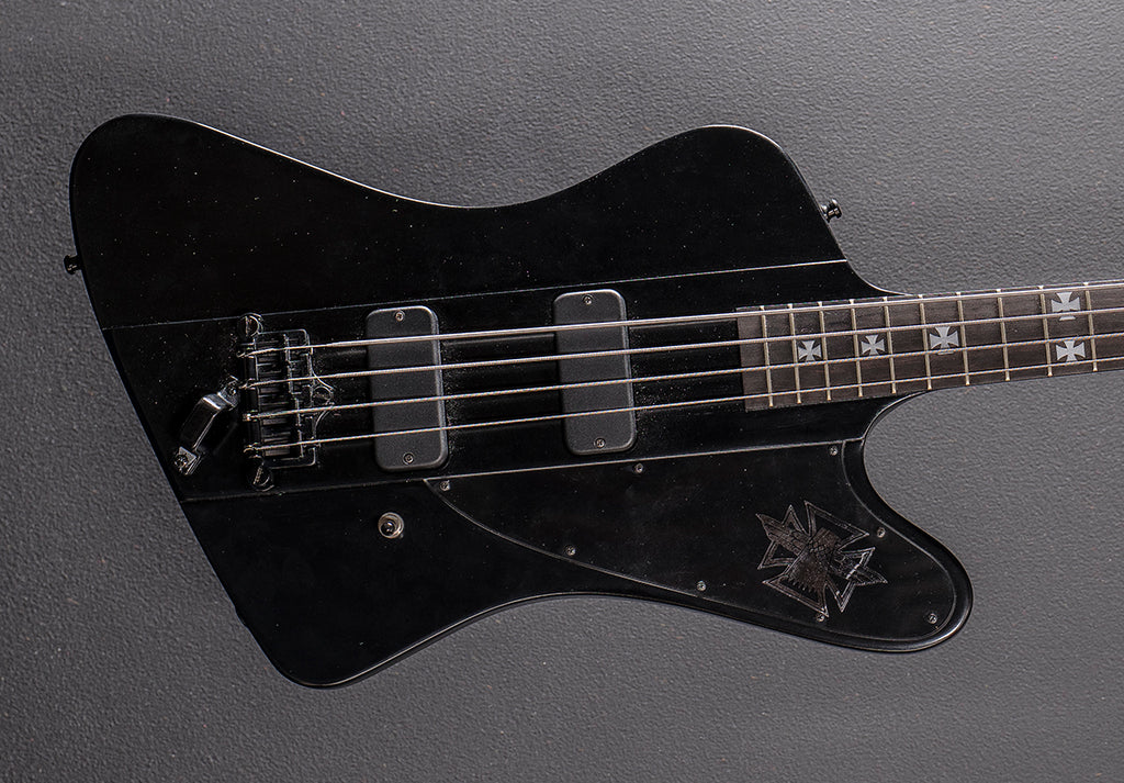 Nikki Sixx Blackbird Bass '01 – Dave's Guitar Shop