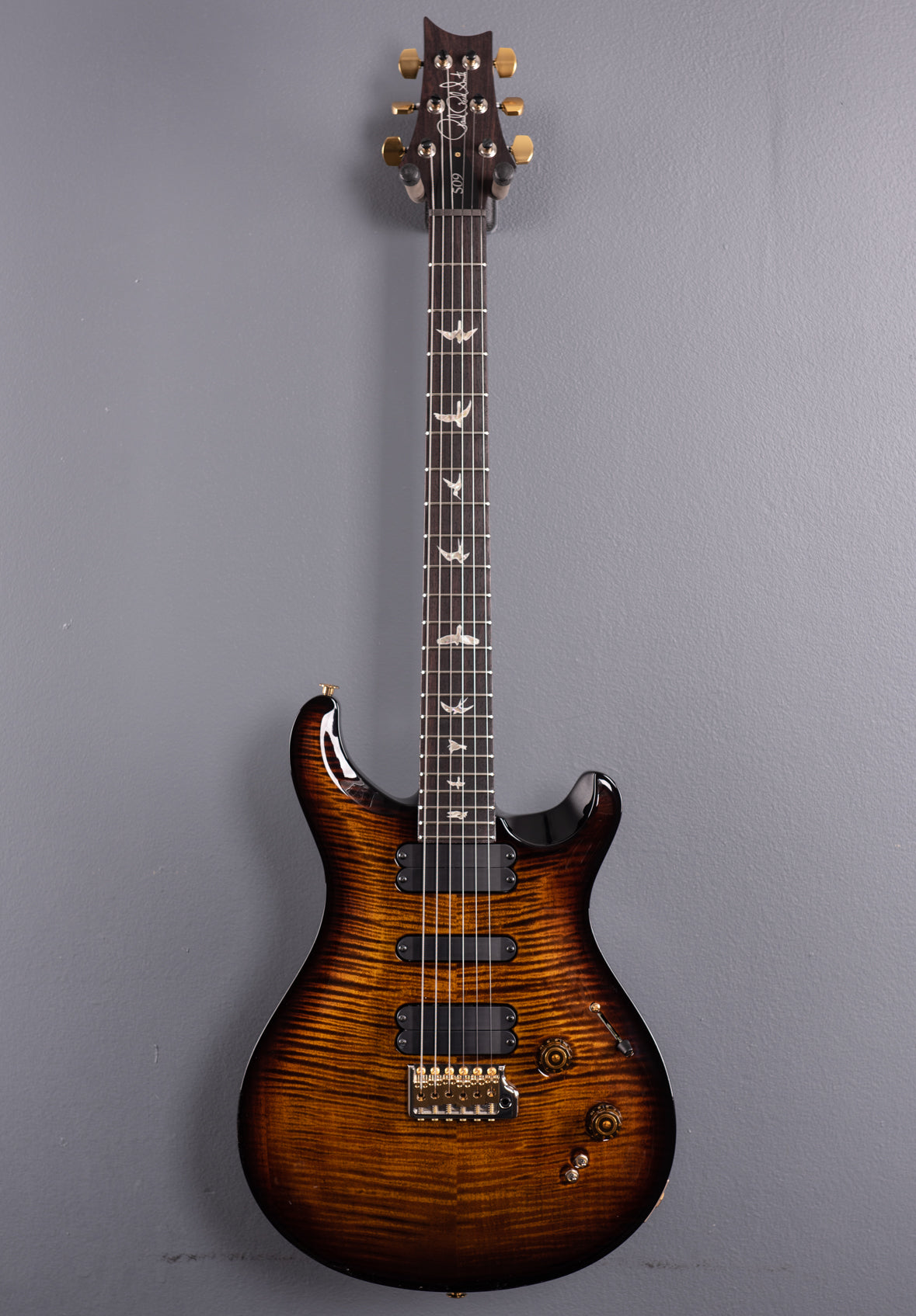 509 10 Top - Black Gold Burst