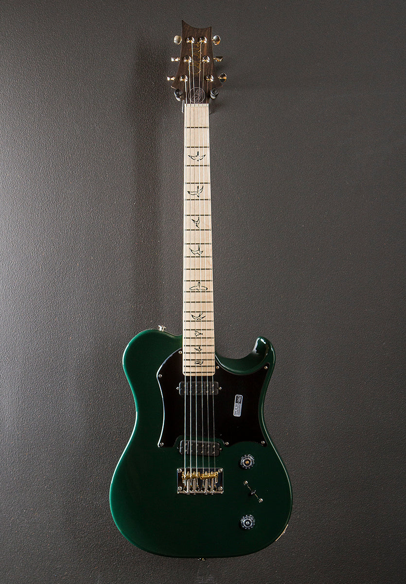 Myles Kennedy - Hunters Green – Dave's Guitar Shop