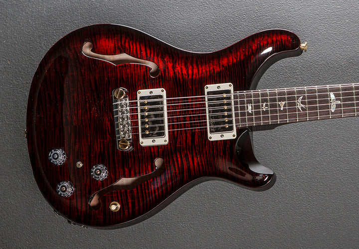 Hollowbody II Piezo 10 Top '25