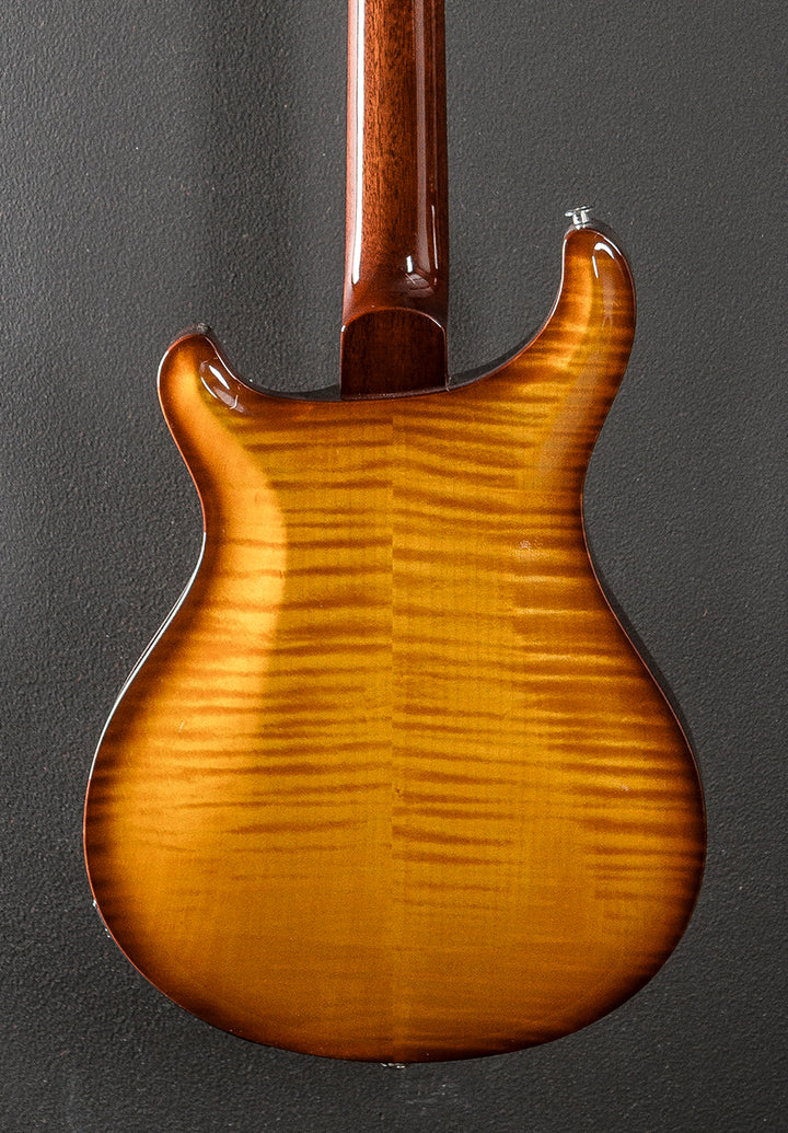 Hollowbody II Piezo '25