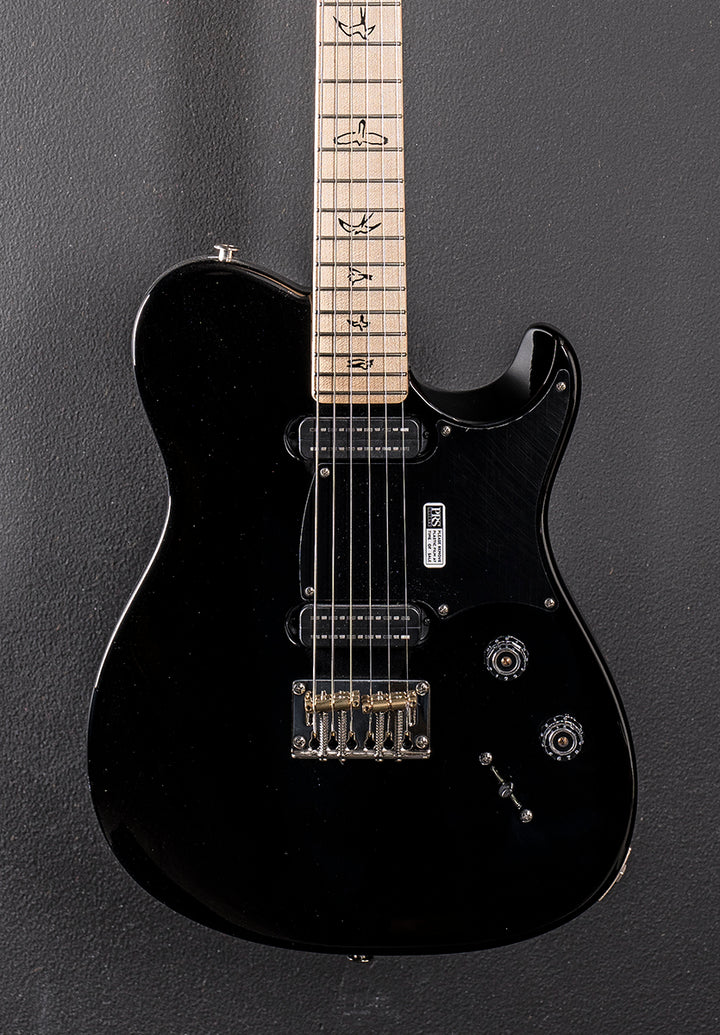 NF53 - Black