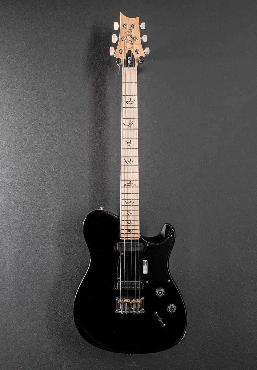NF53 - Black