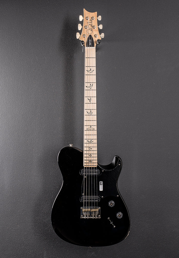 NF53 - Black