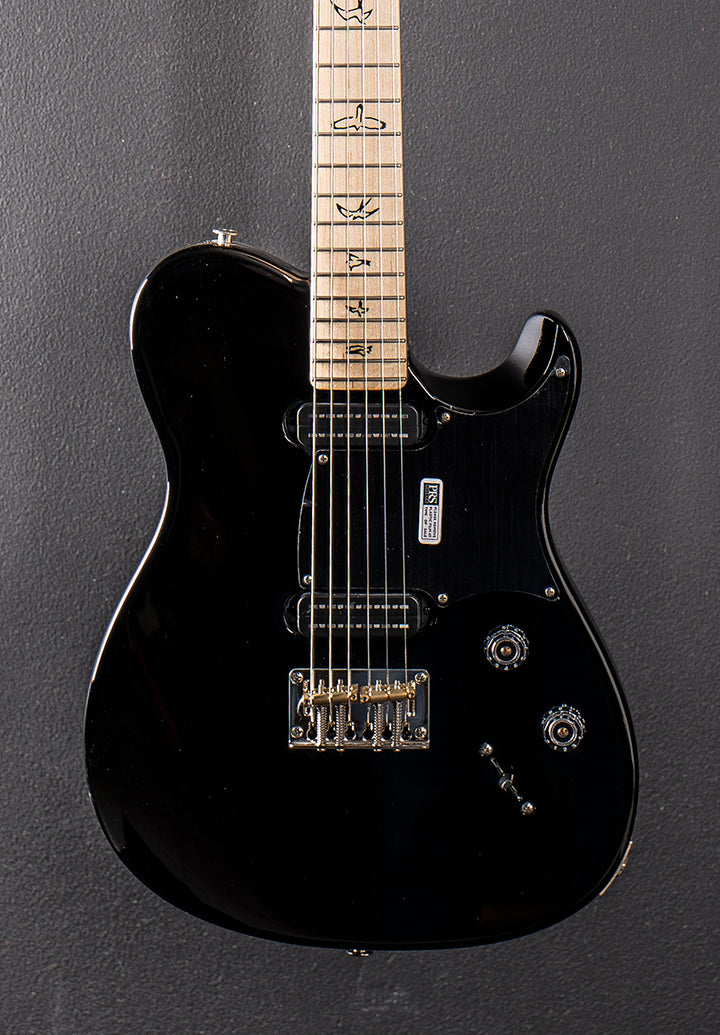 NF53 - Black