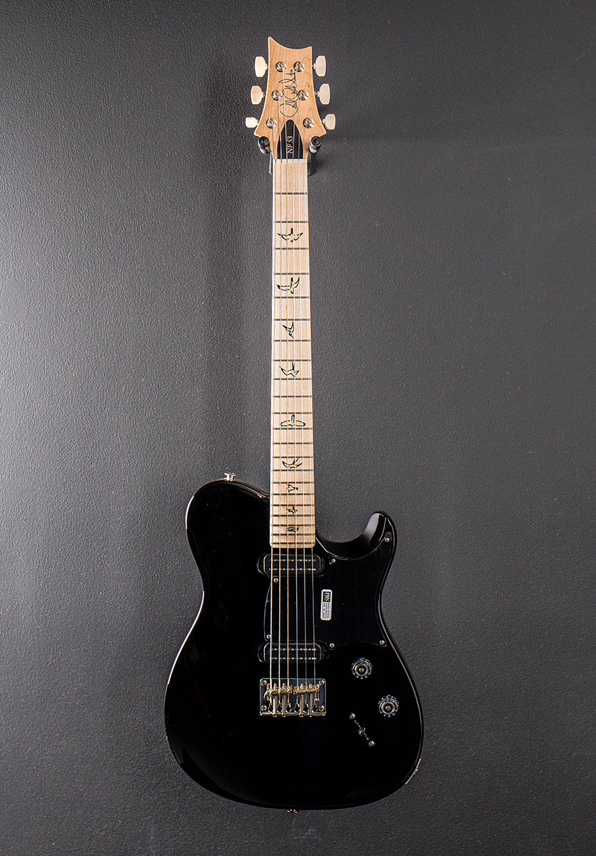 NF53 - Black