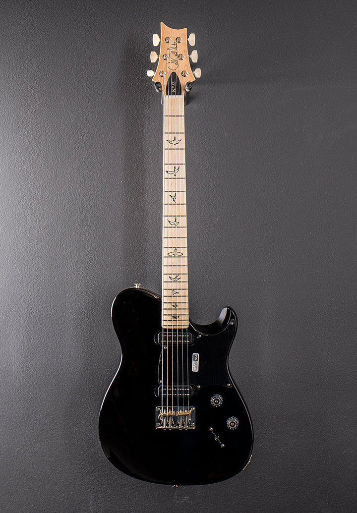 NF53 - Black