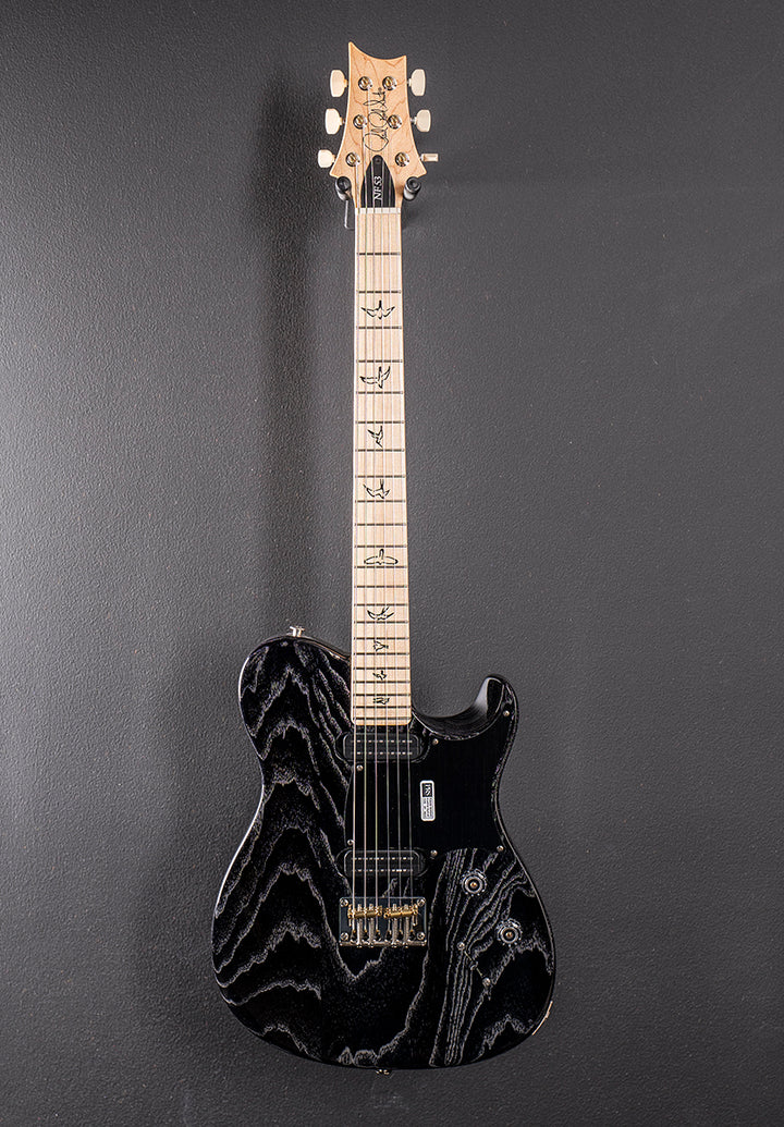 NF53 - Black Doghair