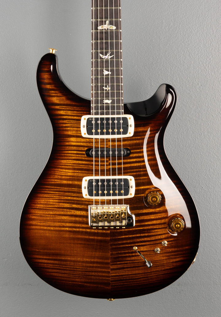 Modern Eagle V 10 Top - Black Gold Wraparound Burst