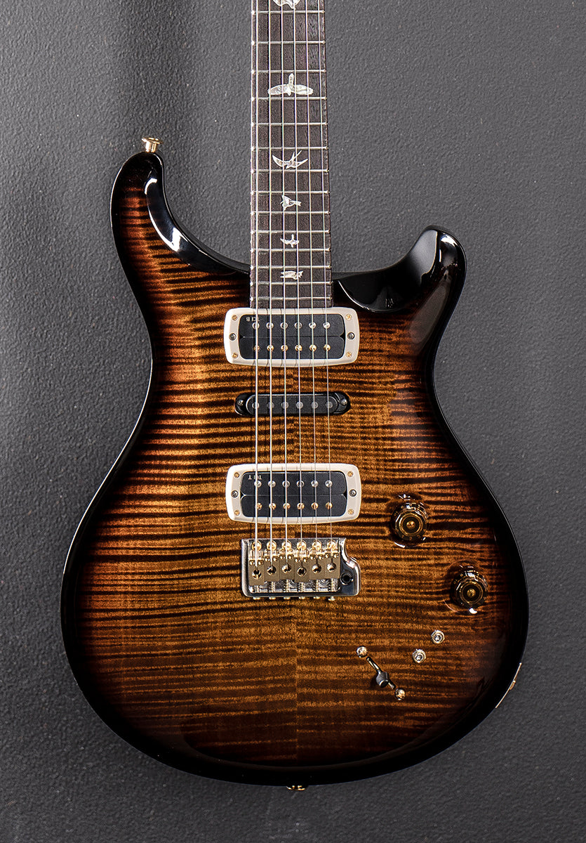 Modern Eagle V 10 Top - Black Gold Wraparound Burst