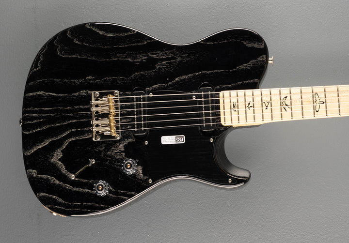 NF53 - Black Doghair