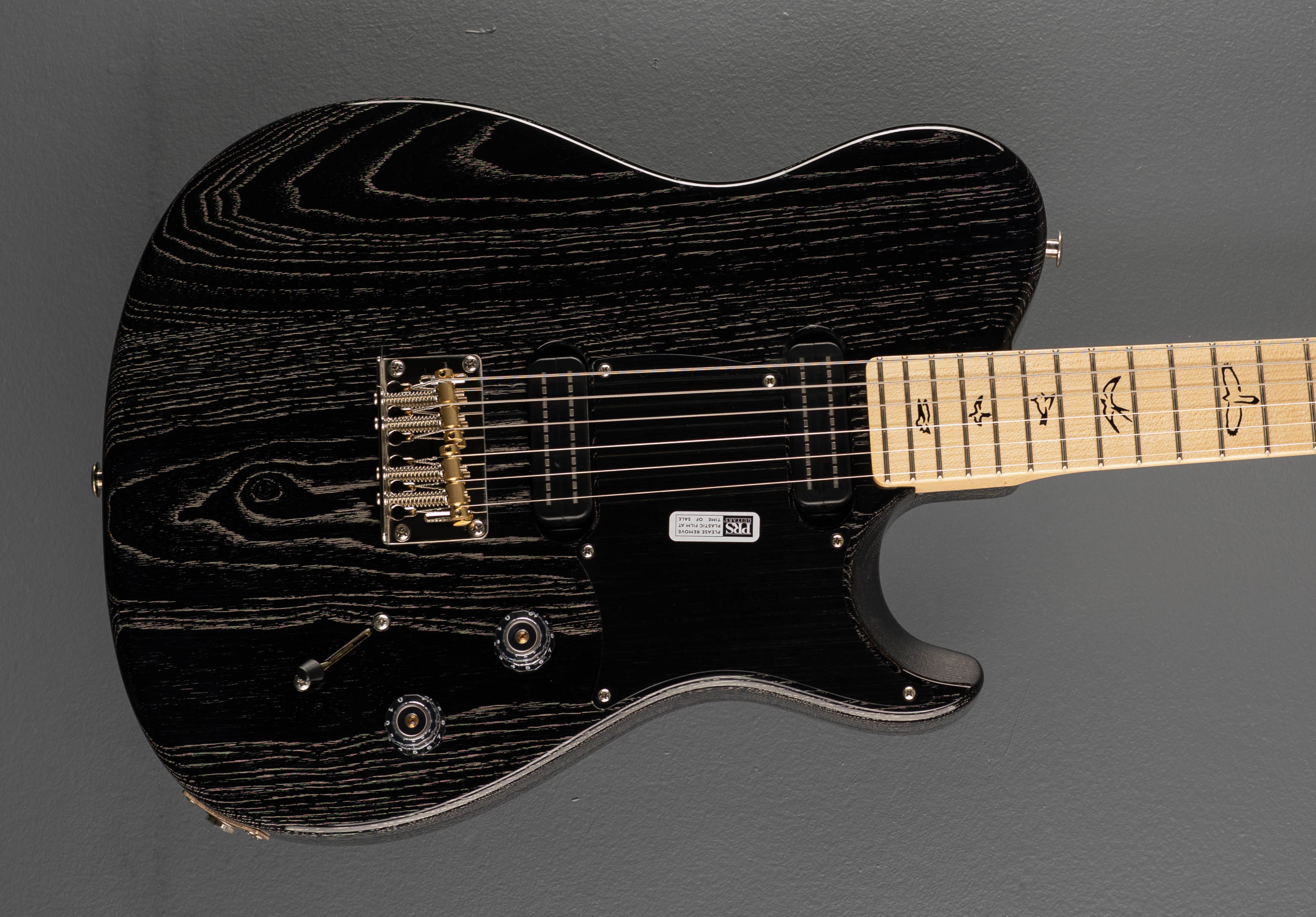 NF53 - Black Doghair – Dave's Guitar Shop